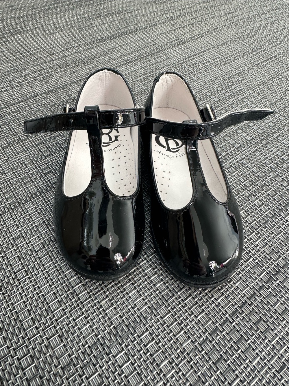 Beatrice & George - 22Patent Black Mary Jane Dress Shoes for Kids